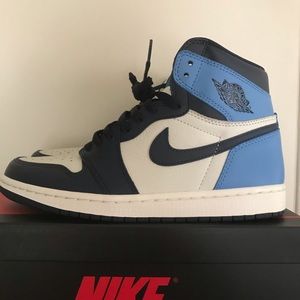 Jordan 1 High OG UNC Obsidian Sneakers